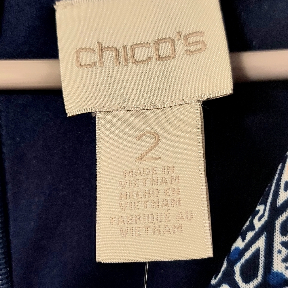 CHICOS's (12)Sz 2 Medallian Fully Lined dress Poly/ Spandex CAP sleeve MSRP $149 - Picture 3 of 7